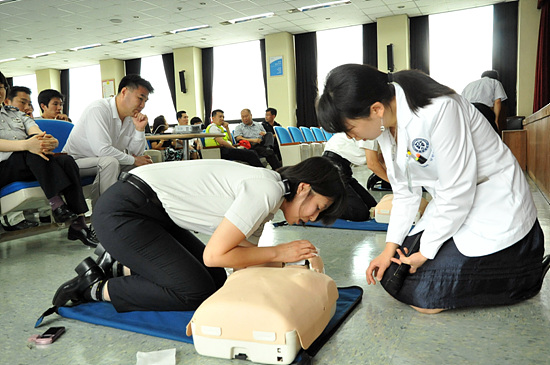강남세브란스, 경찰 대상 응급처치술 교육