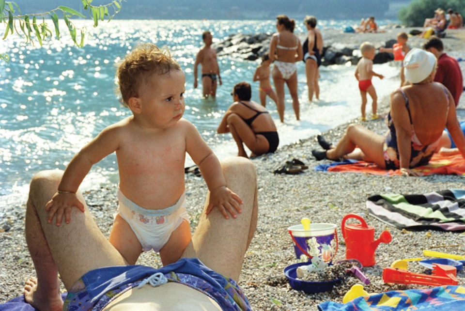 Lake Garda(Italy), 1999 ⓒMartin Parr