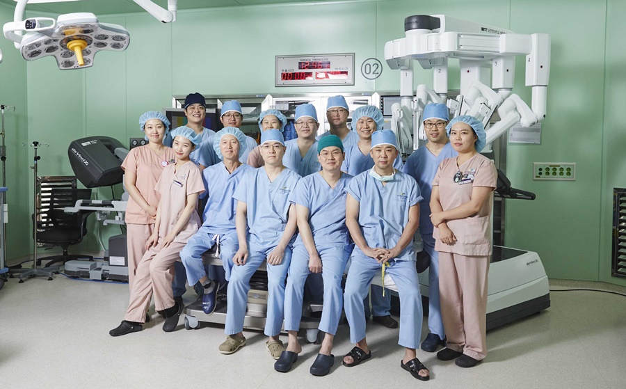 순천향대 부천병원 로봇수술센터가 22일 다빈치 Xi 로봇수술 1000례를 돌파하며 경인 지역 로봇수술 메카로 자리잡고 있다.